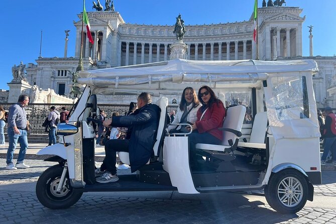 Rome:Tuk-Tuk Private Tour of the City Center - Starting beside the Colosseum