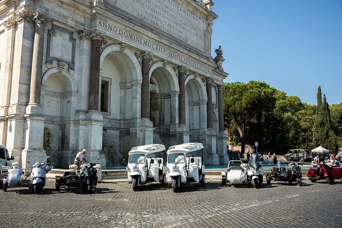 Rome Tuk-tuk Tour with Hotel Pickup and Prosecco - Piazza del Popolo and the Colosseum viewpoint