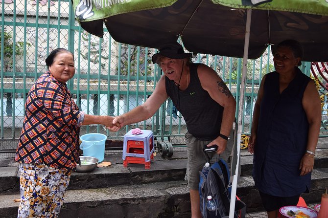 Saigon City One Day Discover By Cyclo Ride Private Tour With Guide - Notre Dame Cathedral and City Hall: short photo stops with big names
