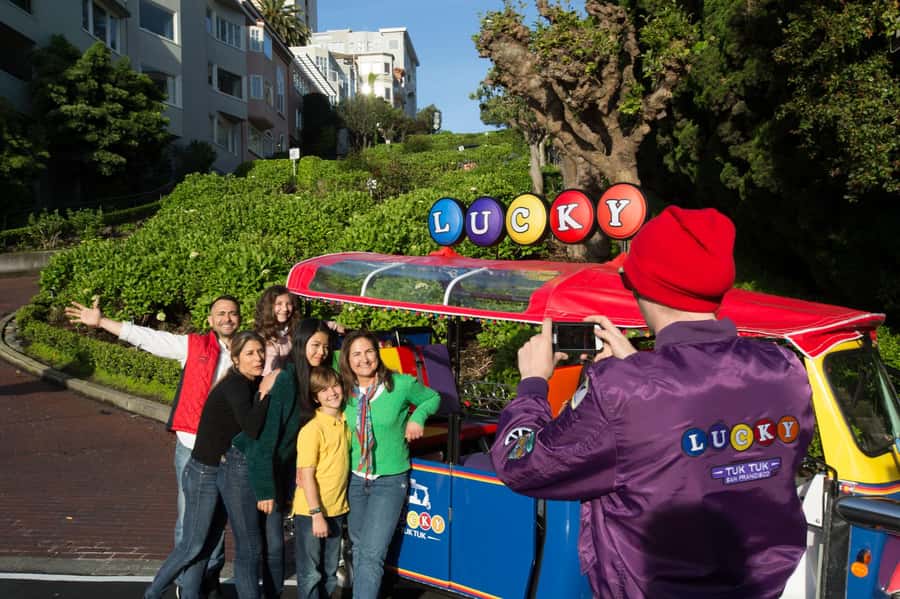 San Francisco: Private City Tour by Electric Tuk-Tuk - Civic Center and Union Square