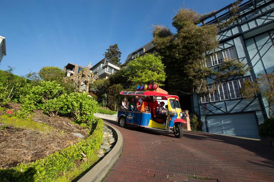 San Francisco: Private City Tour by Electric Tuk-Tuk - What the ride feels like in real weather
