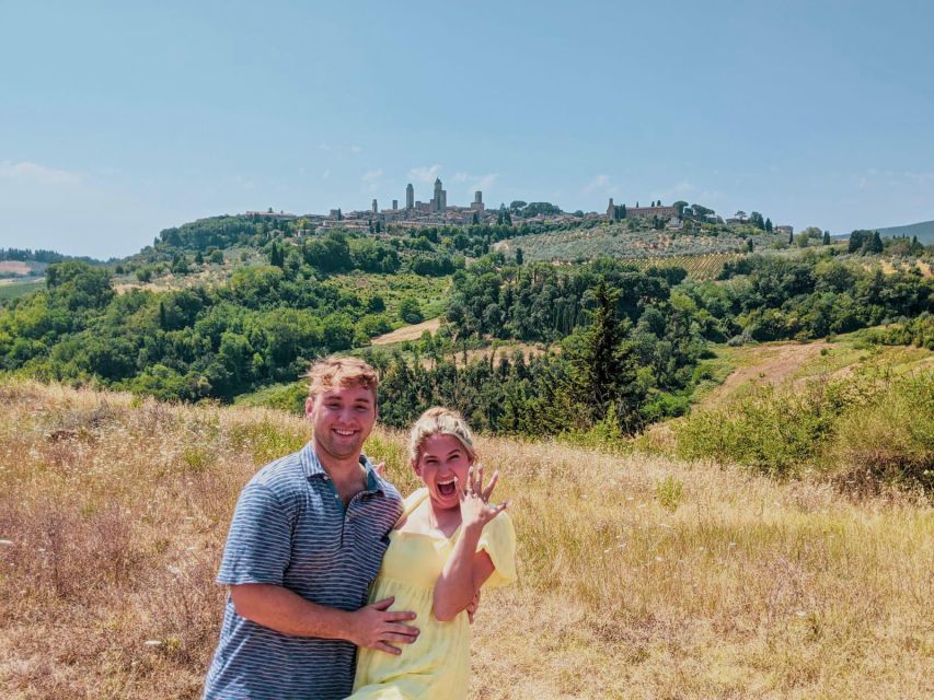 San Gimignano: Chianti Hills Tuk-Tuk Tour for 2 - Key points at a glance
