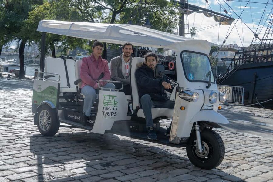 Seville: 1-hour private tour of Seville with Tuk-TukTrips! - Why a tuk-tuk works well in Seville