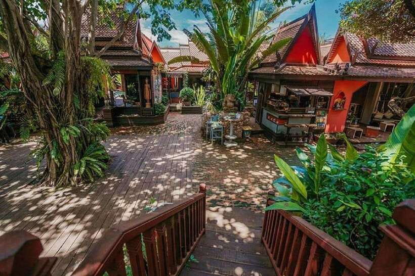 Siem Reap: 3-Hour Behind-the-Scenes Tuk-Tuk Tour - Theam’s House brings Cambodian art into a garden setting