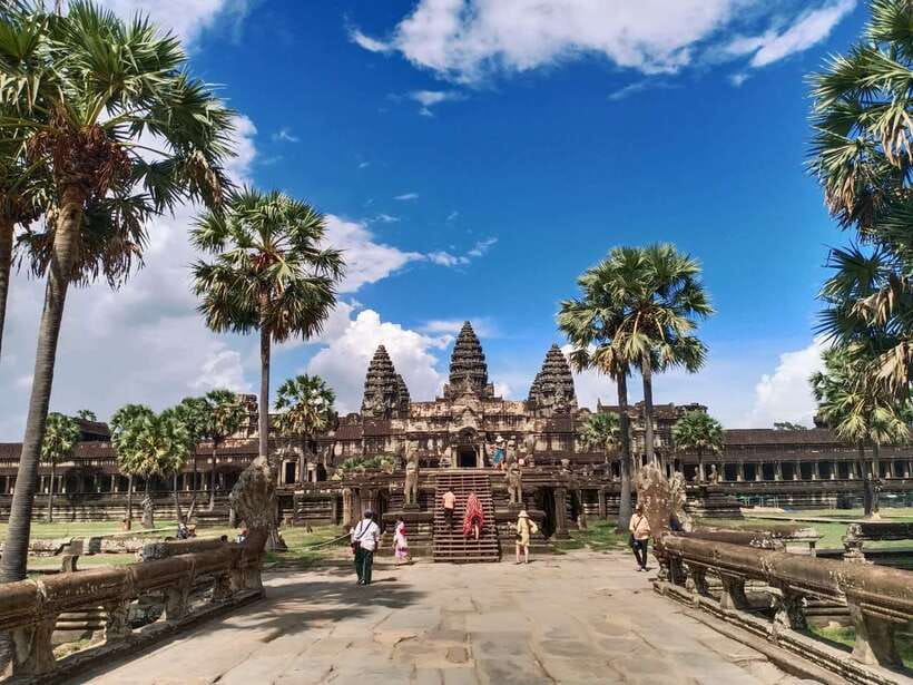 Siem Reap: Angkor Wat Private Tour by Tuk Tuk - Why the tuk tuk matters here