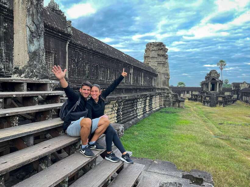 Siem Reap: Angkor Wat Private Tuk-Tuk Tour - Food, water, clothing, and the real cost