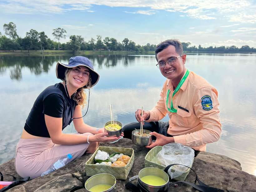 Siem Reap: Angkor Wat Sunrise Tour via Tuk Tuk & Breakfast - Key points before you book
