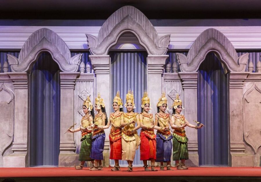 Siem Reap: Apsara Dance Show & Dinner with Tuk-Tuk Transfers - Small details that can make the night better
