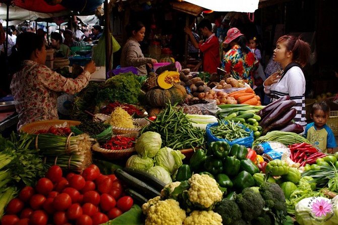 Siem Reap Evening Street foods Tours by Tuk Tuk - Key points before you book