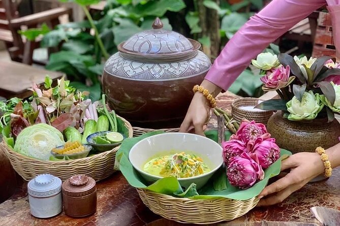 Siem Reap: Local Street Food Experience by Tuk-Tuk - What the four-hour evening is really like