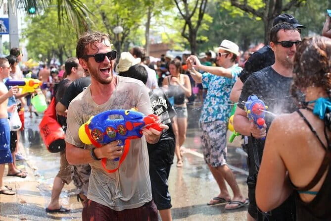 Siem Reap Morning Market & Food Tour by Tuk Tuk - Nom Banh Chok at Phum Num Banh Chok