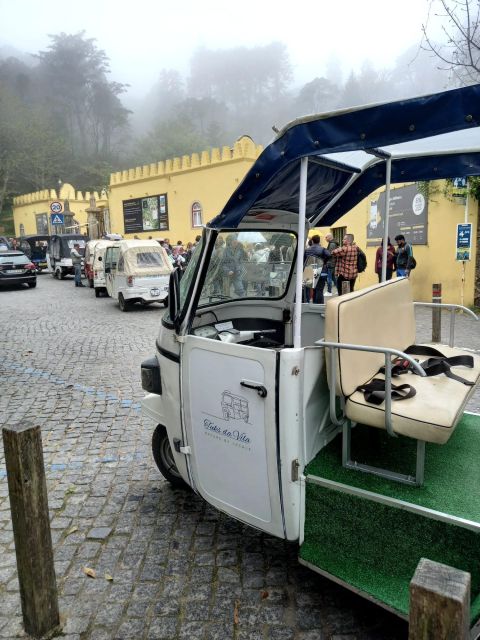 Sintra:1 hour tuk tuk experience to Pena Palace(3 monuments) - Key points at a glance