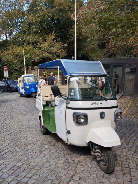 Sintra:1 hour tuk tuk experience to Pena Palace(3 monuments) - The Castle of the Moors after a 10-minute ride