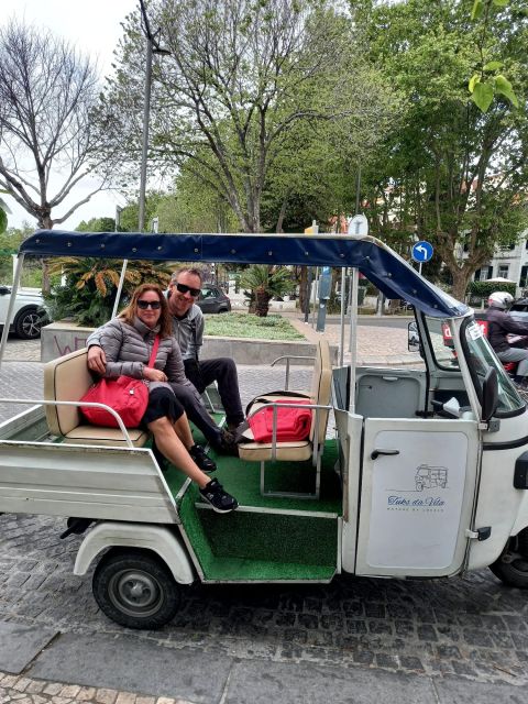 Sintra:1 hour tuk tuk experience to Pena Palace(3 monuments) - Starting in Sintra’s old town