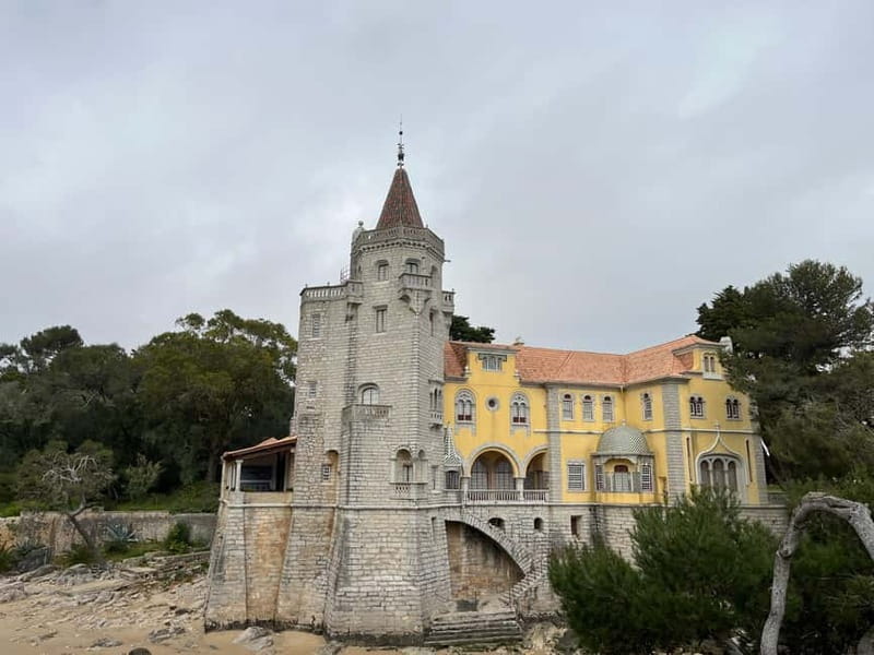 Sintra: Full-Day Guided Tuk-Tuk Tour - Regaleira, Quinta Relógio, and Seteais Palace
