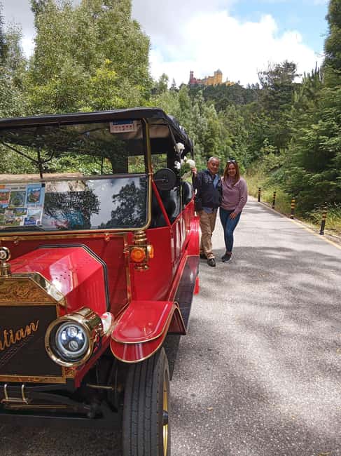 Sintra: Mountain tour by vintage TukTuk - Why a Tuk-Tuk works well in Sintra