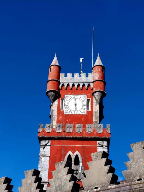 Sintra: private tuk tuk tour of the mountains and palaces - Key points at a glance