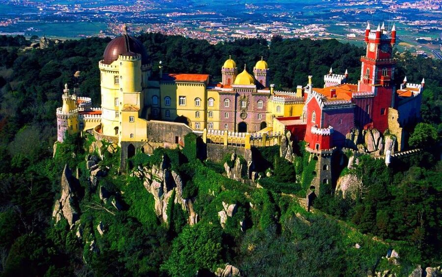 Sintra: -Sintra Sightseeing Tour With Tuk Tuk (1hr) - Why a tuk tuk makes sense in Sintra