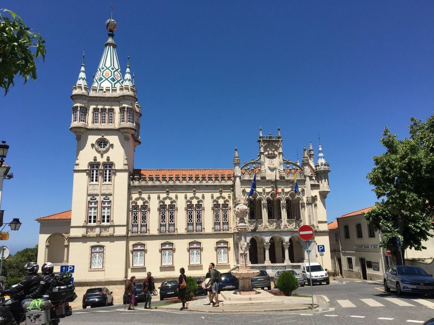 Sintra: -Sintra Sightseeing Tour With Tuk Tuk (1hr) - The Castle of the Moors on the mountain