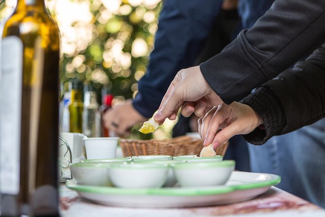 Sorrento Farm by Tuk Tuk: Cheese, Limoncello & Hands-On Pizza - Why this Sorrento food tour works so well