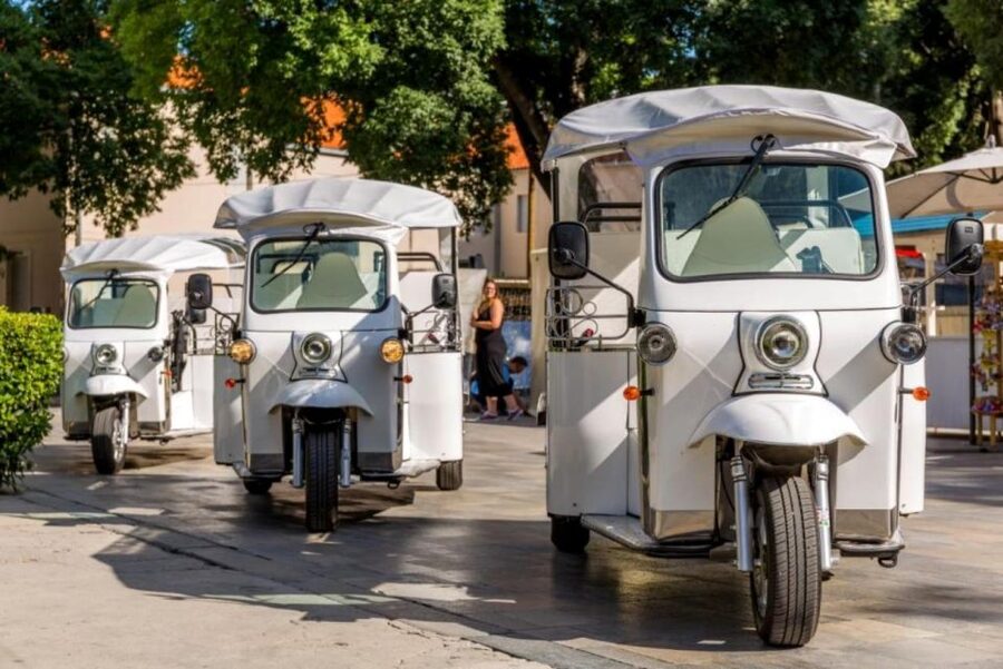 Split: City Highlights Electric Tuk-Tuk Tour - Marmontova Street and the Croatian National Theater