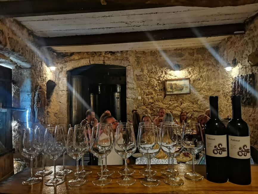 Stari Grad: Private Tuk-Tuk tour with Wine tasting - The Vrisnik Wine Cellar Is the Main Event