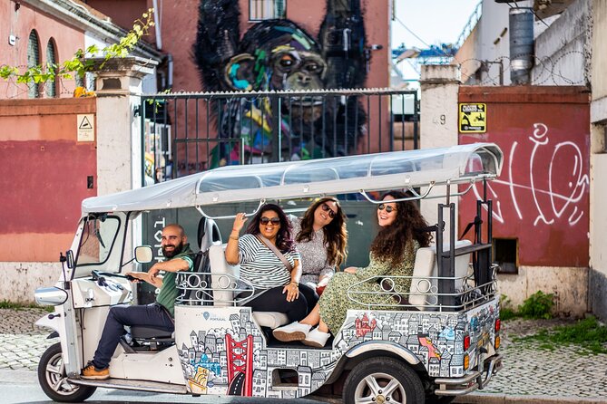 Street Art - Tuk Tuk Tour - Why street art works so well in Lisbon