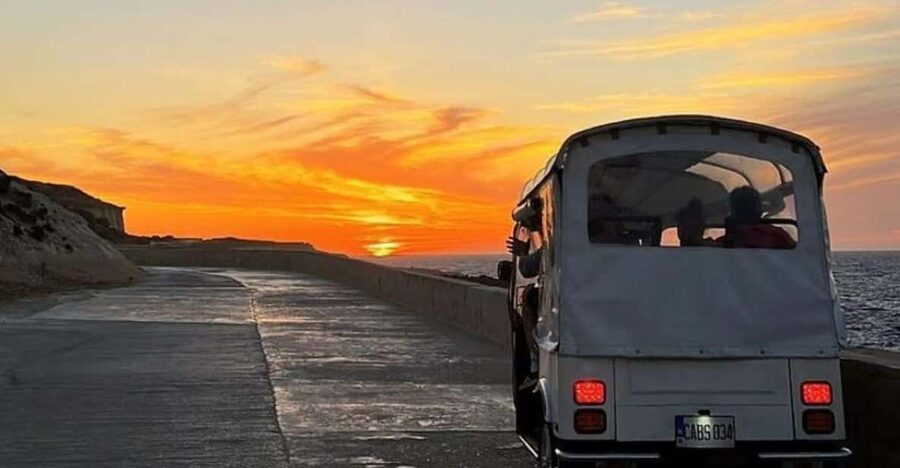 Sunset Tuk Tuk Tour in Gozo & Blue Lagoon (Comino) - From Malta to Comino by Yippee boat