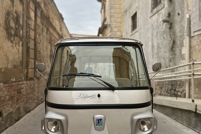 Syracuse and Ortygia by tuk-tuk 2-hour tour - Temple of Apollo and Piazza Archimede