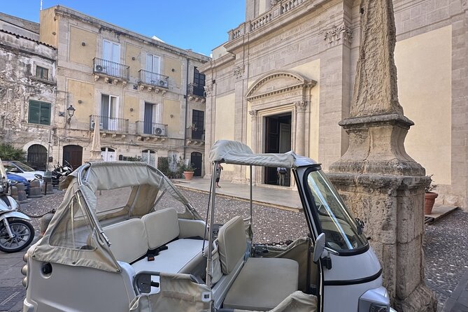Syracuse and Ortygia by tuk-tuk 2-hour tour - Basilica Santa Lucia and Caravaggio’s painting