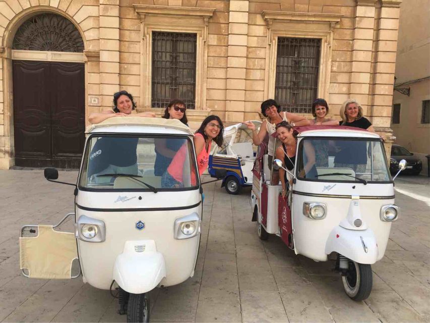 Syracuse: Private Tour of Ortygia on a Tuk Tuk - Language, commentary, and what you actually learn