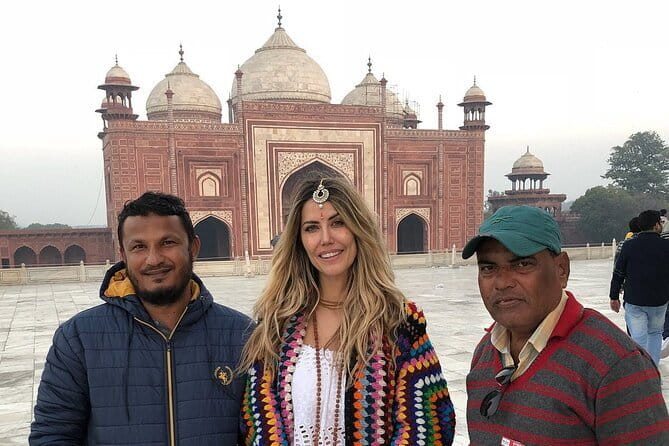 Taj Mahal Tour By Auto Or Rickshaw - Who should book this Agra tuk-tuk tour?
