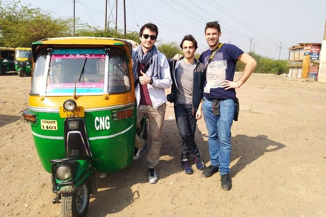Tajmahal Full day Tour by tuk tuk - Agra Fort around 10:00 AM