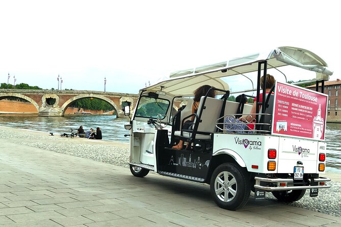 Toulouse Tour in Electric Tuk Tuk - The Jacobin Convent and the Garonne