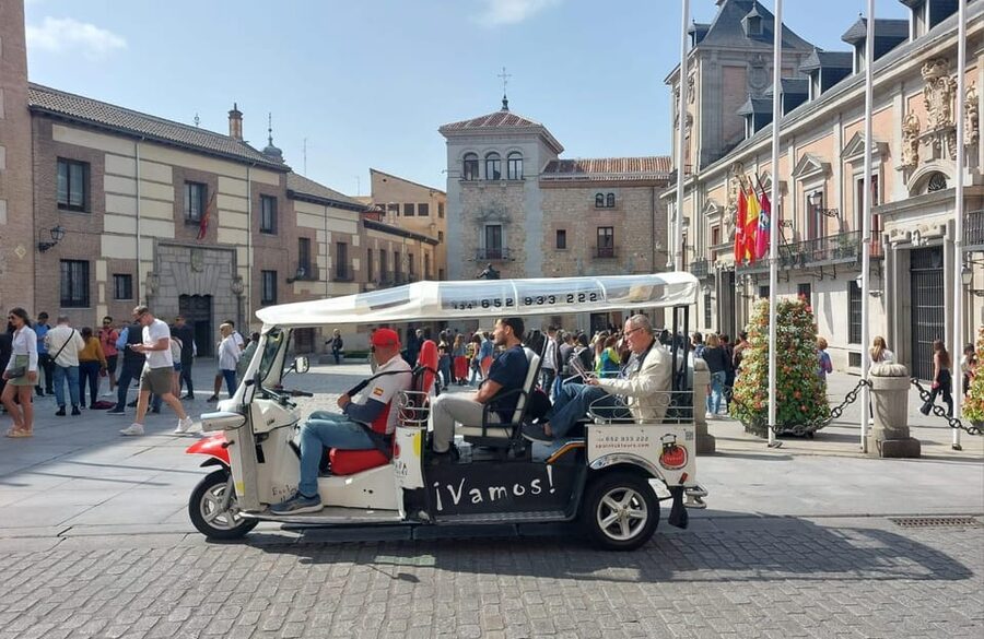 Tour Madrid: Secrets in a Electric Tuk Tuk - Starting near the Madrid Stock Exchange and Hotel Ritz