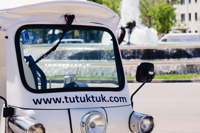 Tour of Historic and Modern Madrid with a guide in a yellow tuk tuk - Parks, churches, and breathing space