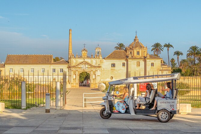 Tour Welcome Seville with Local Guide in Eco Tuk Tuk Private - Why this tuk-tuk works well on your first day