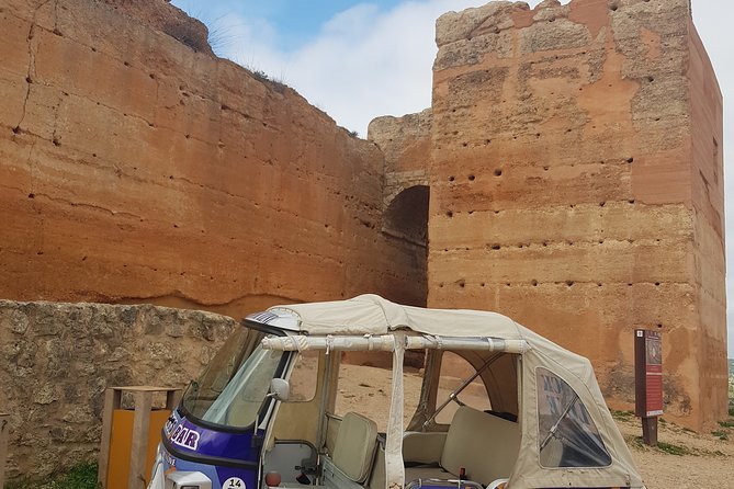 TOURS CARLOS SMILE TUK TUK - coast, country side or mix - A smart first look at Albufeira