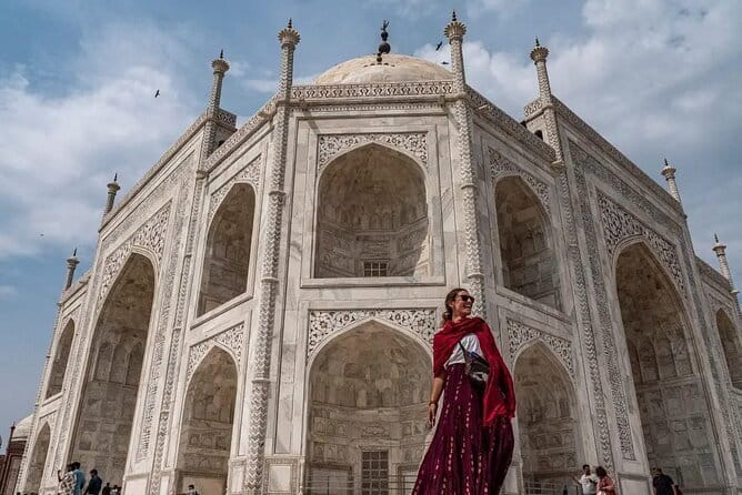 Travel Through the Streets of Jaipur by Tuktuk with a Local - Monkey Temple and Albert Museum for a different Jaipur