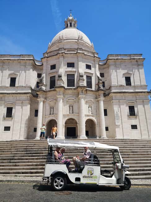 Travel to the Medieval part of Lisbon by Tuk Tuk - The guide can make or break a one-hour tour
