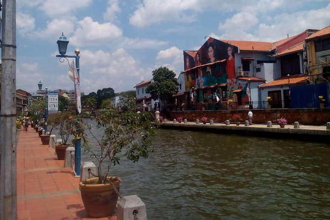 Treasures Of The Far East-Malacca, Museum, Trishaw Ride(Private) - What the private format adds