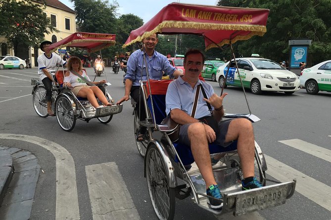 Trishaw Cyclo Tour Hanoi Old Quater Highlights - Hoan Kiem Lake and the legends at its center