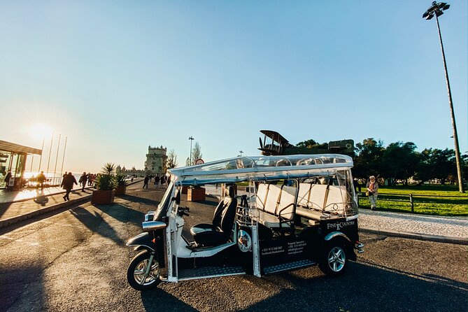 True 4Hour Private Tuk Tuk Tour: Discover Lisbon with a Local! - Praça do Comércio, Chiado, and the earthquake story