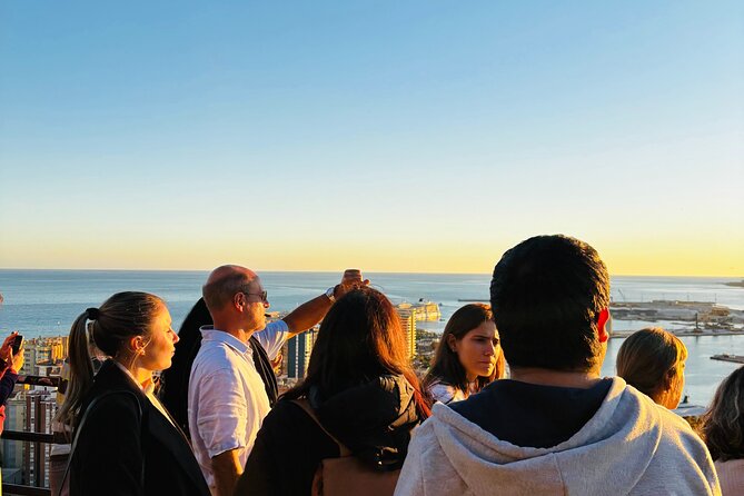 Tuk Tuk Adventure through Málaga with Spanish Crash Course - Who should book it?
