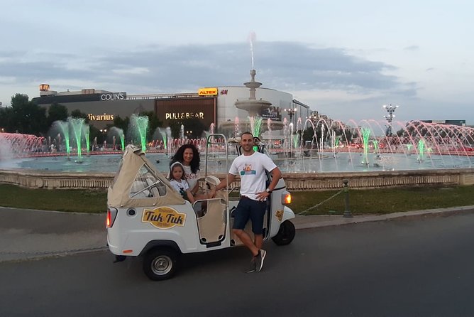 Tuk Tuk Bucharest Tour - Unique Experience in town! - Herastrau Park and the Arch of Triumph
