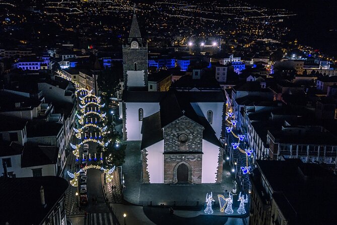 Tuk Tuk Funchal Magic Christmas Lights - A short ride through old Funchal