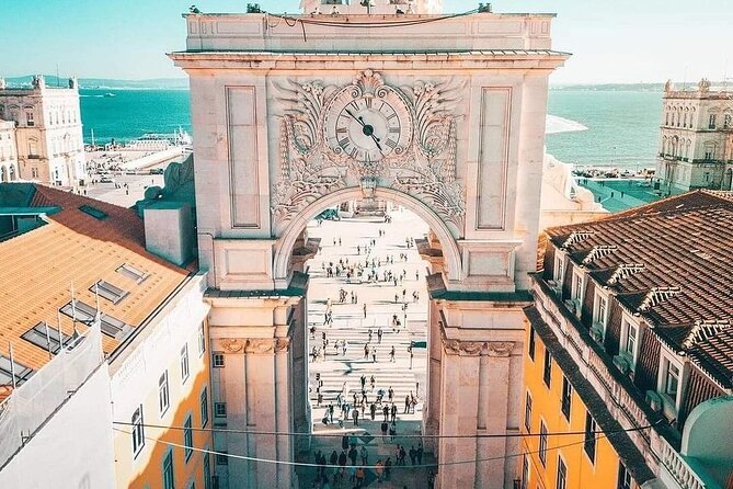 Tuk-Tuk Lisbon Tour 1 - 3hours - Praça do Comércio and the riverfront opening