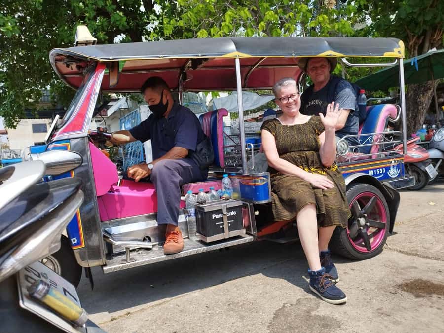 Tuk-Tuk, Longtail-boat and Rickshaw Bangkok jungle Tour - The samlor ride gives Bang Krachao its character
