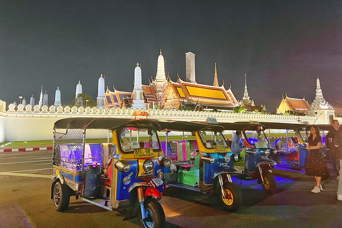Tuk-tuk Private Tour in Bangkok by Night with Chinatown meal - Saphan Taksin and the Chao Phraya opening