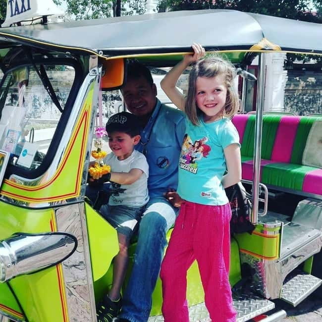 Tuk-Tuk Tales: Bangkok Private Tour - Afternoon route: river views, rooftop drinks, and Chinatown food